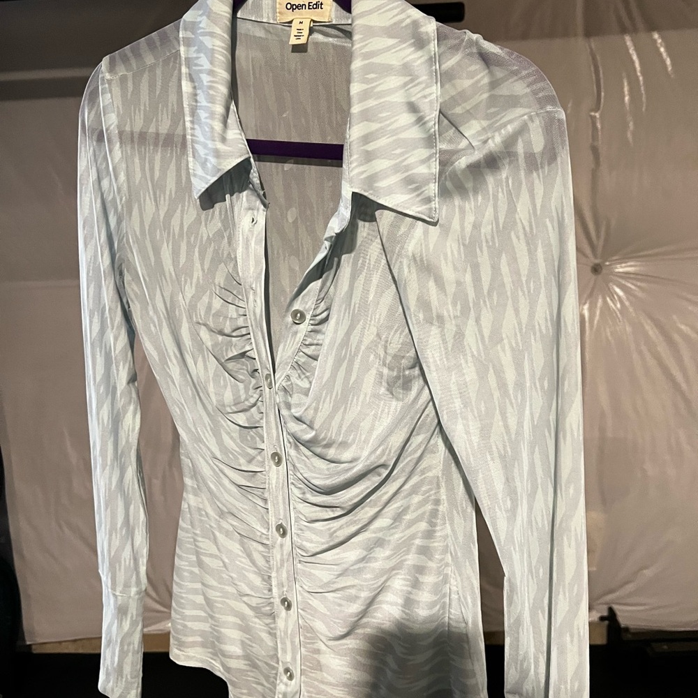 Open Edit Women's Light Gray Button Down Shirt